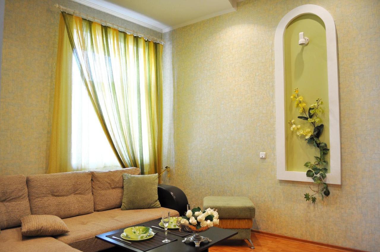 Apartment On Karbyshewa 1 格罗德诺 外观 照片